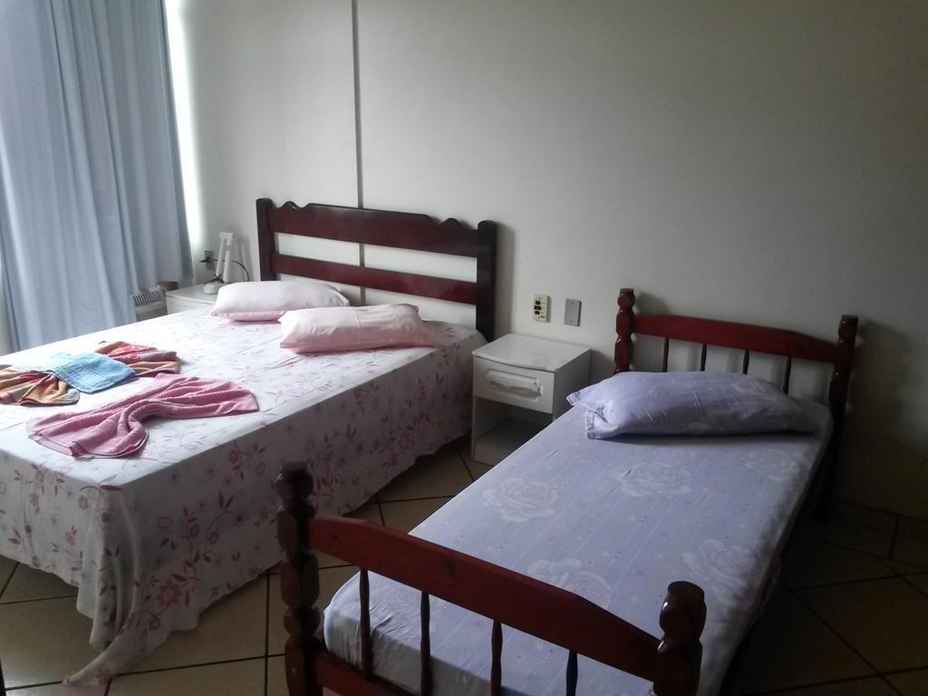 Residencial Baleia Franca Aparthotel Governador Celso Ramos Room photo
