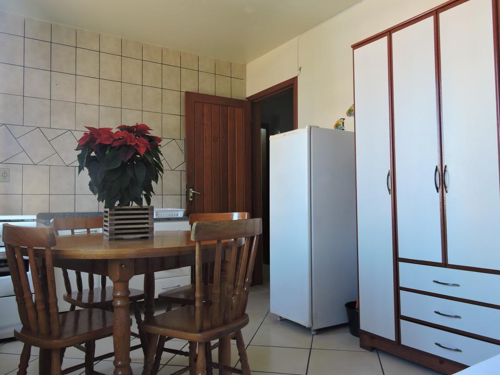 Residencial Baleia Franca Aparthotel Governador Celso Ramos Exterior photo